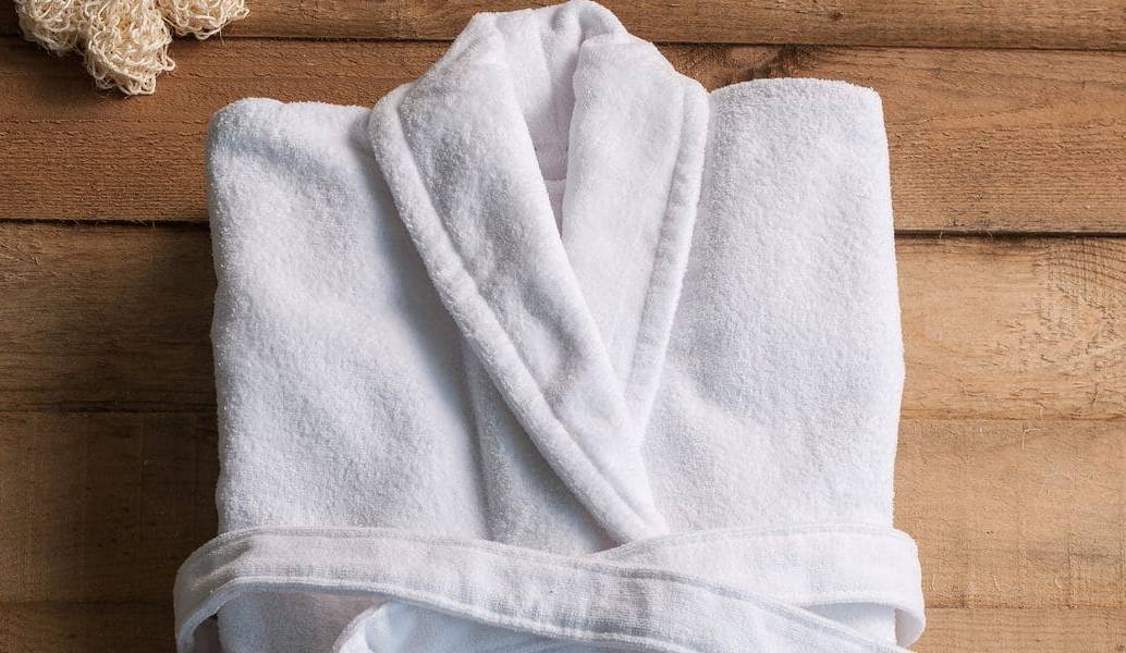 Как отбелить полотенца: проверенные способы для разных тканей